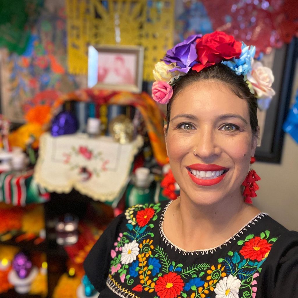 Mayor Amáda Márquez Simula teaches a Day of the Dead traditional crafting class at the Columbia Heights Public Library.