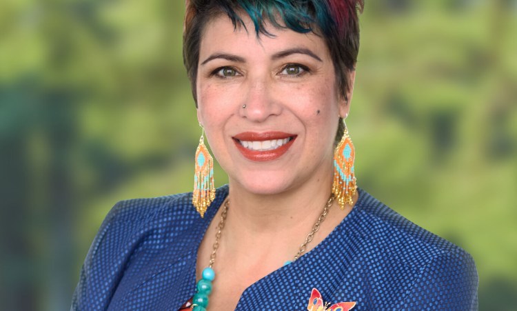 Márquez Simula defends Columbia Heights mayoral seat